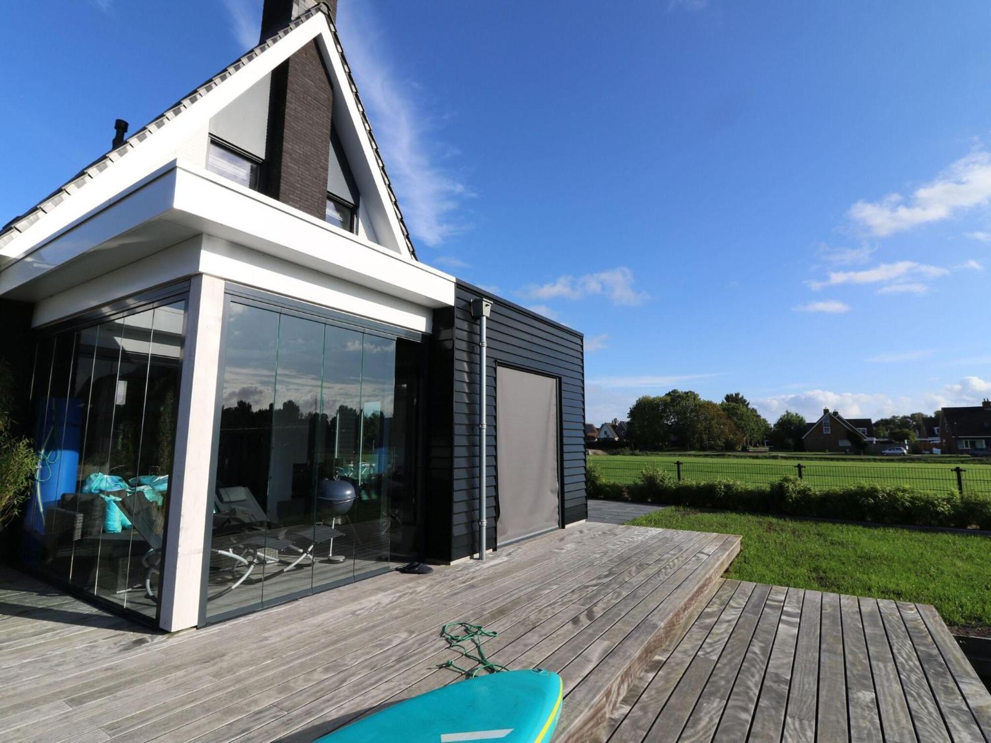 Peaceful Villa On The Water In Stavoren Exterior foto